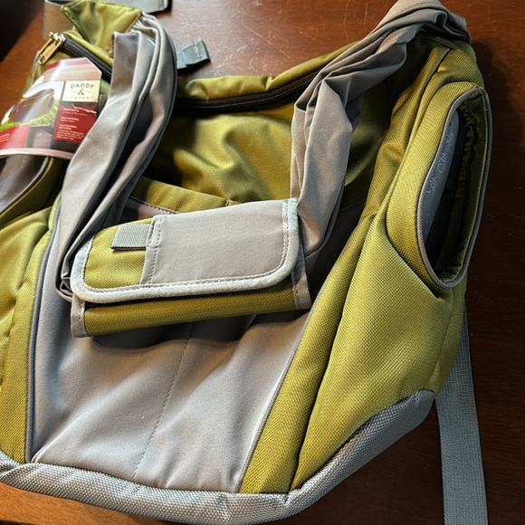 Go Gaga Daddy Diaper Bag - Picture 10 of 12